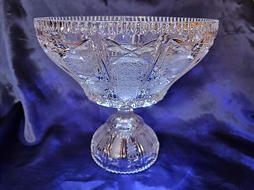 cvetici: Bombonijera nova,rucni rad,kristal,led kristal Zajecar 70te — 1