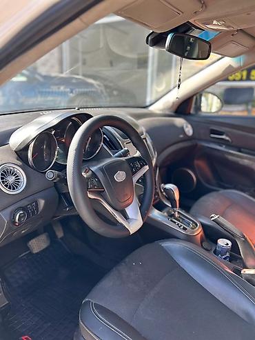 cruze stopu: Chevrolet Cruze: 1.6 l | Sedan — 5