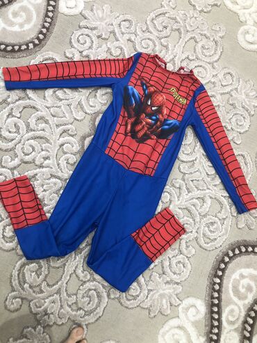 usaq ucun tortlar instagram: Spiderman
