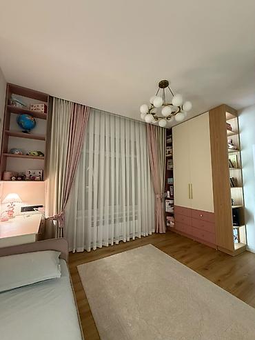Продажа коттеджей и домов: 5 комнат, 210 м², 5 соток, Бишкек, Риэлтор — 11