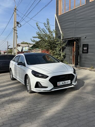 сиденья на нива: Hyundai Sonata: 2017 г., 2 л, Автомат, Газ, Лимузин