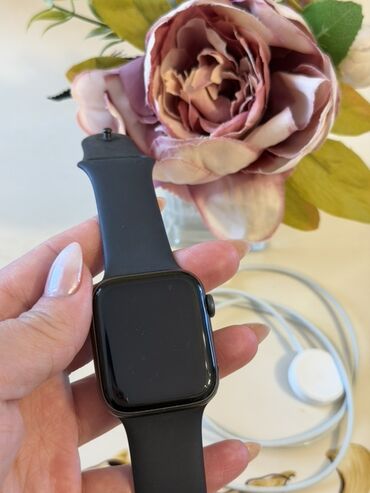 android monitor tayota prius: Смарт часы, Apple, Сенсорный экран, цвет - Черный