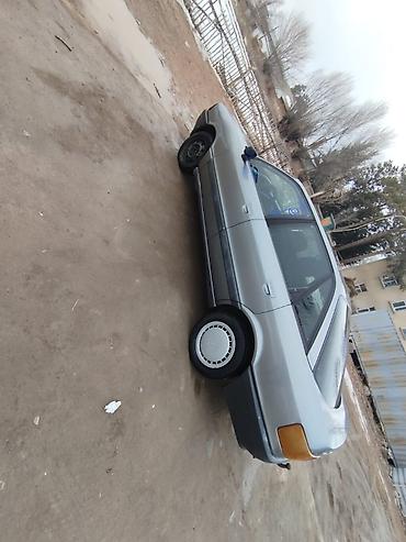 Audi: Audi 80: 1987 г., Механика, Седан — 1