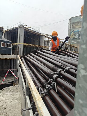 Строительные леса, стойки: Стяжные винты (тяги) для опалубки с комплектующими Предлагаются — 11