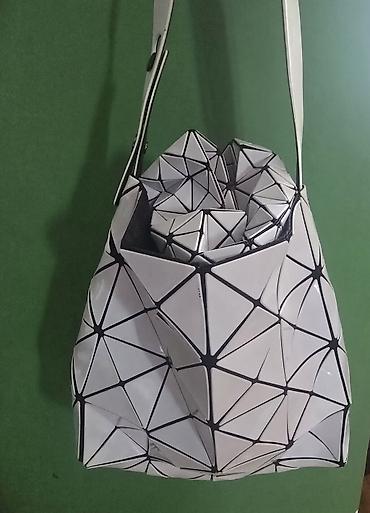 Torbe: Bao Bao Issey Miyake Prism Matte bag. Prelepa torba, koja se sama — 7
