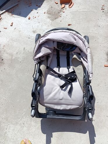 Kolica za bebe: Graco kolica za bebe, korišćena oko 6 meseci. Očuvana. Bez oštećena i — 9