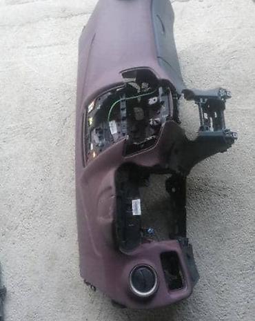 Glave motora: Enterijer ( plastike) za ford c-max, fiesta, focus . Od 2002. Do — 12