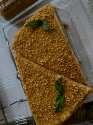 Выпечка, хлебобулочные изделия: Ароматные домашние булочки, приготовленные из мягкого теста, с нежной — 10