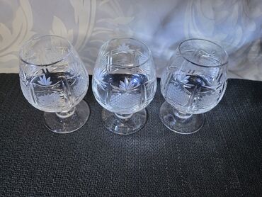 Čaše: Case kristal Zajecar za zestoko pice iz 70ih. Case su perfektne,sve na lalafo.rs — 5 Čaše: Case kristal Zajecar za zestoko pice iz 70ih. Case su perfektne,sve — 5