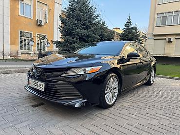 corolla 2004: Toyota Camry: 2018 г., 2.5 л, Бензин, Седан — 2