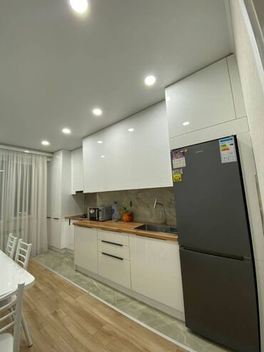 квартира баяат: 3 комнаты, 78 м², Элитка, 11 этаж, Евроремонт