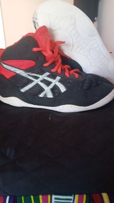 заказать футбольные перчатки: Борцовки asics Matfleks 36чы размер, колдонулган. Тусу кызгылт