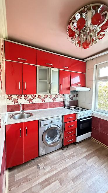 ещу квартира: 3 комнаты, 58 м², 104 серия, 4 этаж, Старый ремонт — 3