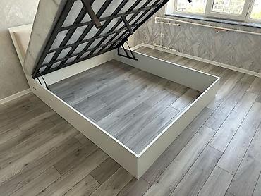 bazalı divanlar: Yeni, İkinəfərlik çarpayı, Bazalı, Matras ilə, Siyirməsiz — 4