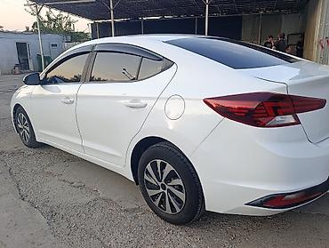 subaru oudbeck: Hyundai Elantra: 2019 г., 1.6 л, Вариатор, Бензин, Седан — 3