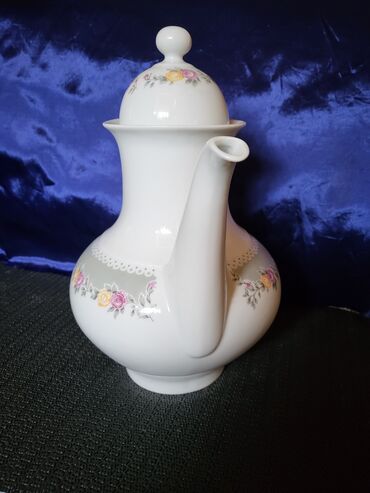 Čajnici: Bokal nov Jlmenau Demokratska Rep.Nemacka 70te. Nov bokal,sve na na lalafo.rs — 3 Čajnici: Bokal nov Jlmenau Demokratska Rep.Nemacka 70te. Nov bokal,sve na — 3