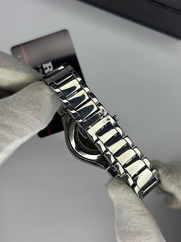 coco line: **RADO Automatic qol saatı** Zərif və minimalist üslubda hazırlanmış — 8