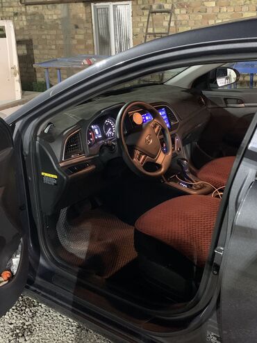 Hyundai: Hyundai Avante: 2018 г., 1.6 л, Робот, Дизель, Седан — 8