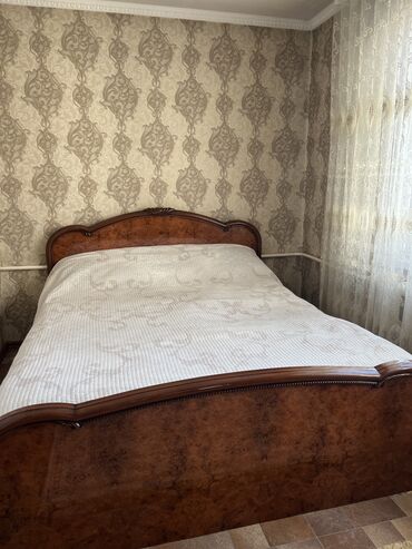 прикроватные тумбочки для спальни: Спальный гарнитур, Двуспальная кровать, Шкаф, Комод, Б/у