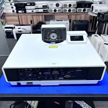 Proyektorlar: İşlənmiş Stasionar Proyektor Ödənişli çatdırılma — 22