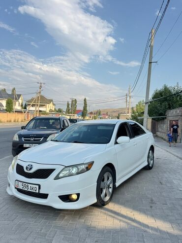 экономичные машины: Toyota Camry: 2009 г., 2.5 л, Автомат, Бензин, Седан