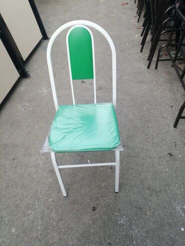 Restoran mebeli: Stullar 13m başlayir.modelə görə qiymət dəyişir keyfiyyətə görə — 17