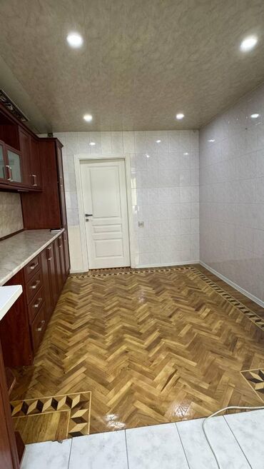 Köhnə tikili: Bakı, 4 otaqlı, Köhnə tikili, m. Elmlər Akademiyası, 108 kv. m -da lalafo.az — 17 Köhnə tikili: Bakı, 4 otaqlı, Köhnə tikili, m. Elmlər Akademiyası, 108 kv. m — 17