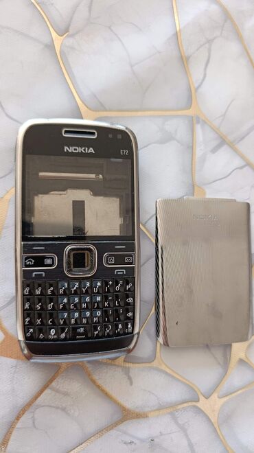 старые мониторы: Nokia E72, Колдонулган