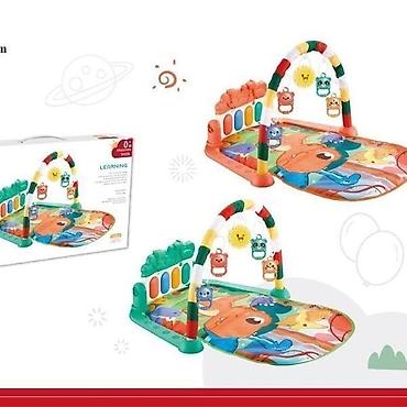 boos majice: Piano podloga – Bebi gimnastika (Šifra proizvoda: 498335-20) Opis: - — 1