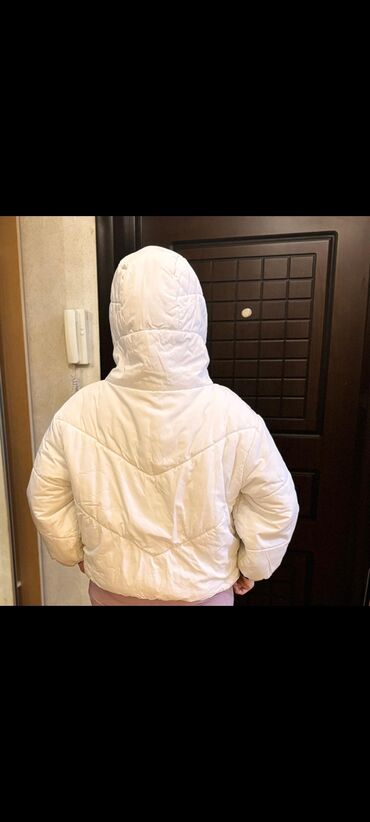 женские кроссовки adidas bounce: Ветровка куртка, Adidas, M (EU 38)