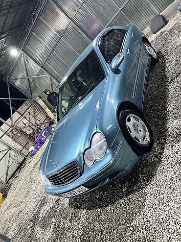 kia cornival: Mercedes-Benz C-Class: 2001 г., 2 л, Автомат, Газ, Седан — 7