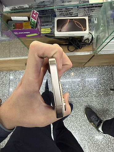 trx ram: IPhone 16 Pro, Б/у, 128 ГБ, Desert Titanium, Зарядное устройство, Кабель, Коробка, 100 % — 5