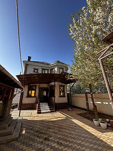 Продажа коттеджей и домов: 🆘Продаются 🏡 📍 Ж/М Ала Тоо2 «В тихом районе 📏 Участок 4 соток 🧧 — 1