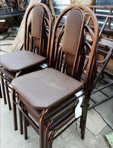 Masa və oturacaq dəstləri: 110 manatdan başlayir.Masa və oturacaqlar Fabridən satışı var — 27