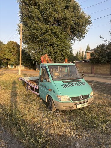 жүк ташуучу машина: Mercedes-Benz Спринтер: 2004 г., 2.2 л, Механика, Дизель, Универсал