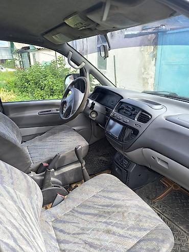 исузи му: Mitsubishi Space Gear: 1998 г., 2 л, Механика, Бензин, Минивэн — 3