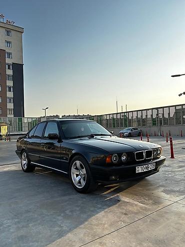 bmw group: BMW 5 series: 2.5 l | 1995 il Sedan — 5