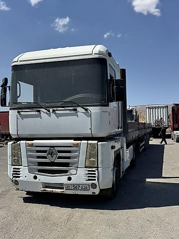 бак араб: Тягач, Renault, 2002 г., Бортовой — 1