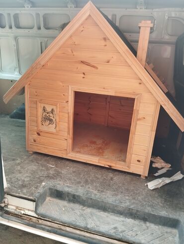 Yuvalar: Taxta it evi - Material: təbii ağacdan yığılma, iç və çöl səthləri — 11