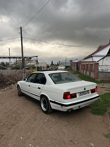 редуктор е34: BMW 5 series: 1989 г., 2 л, Механика, Бензин, Седан — 2