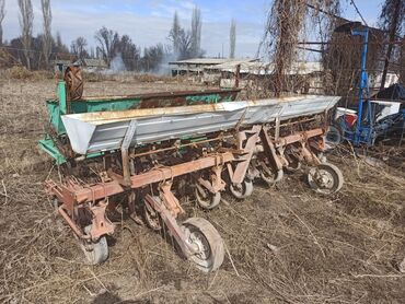 Культиваторы: Культиватор селитра таштайт алдында ласточка турат артында арык