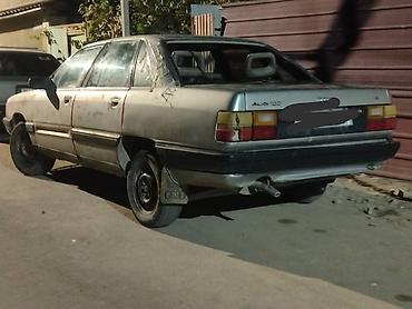 Audi: Audi 100: 1987 г., Седан — 2