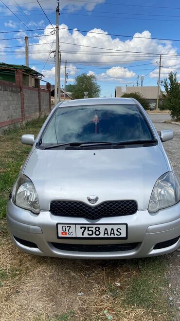 Toyota: Toyota Vitz / Platz / Yaris / Echo: 2003 г., 1.3 л, Автомат, Бензин, Хэтчбэк