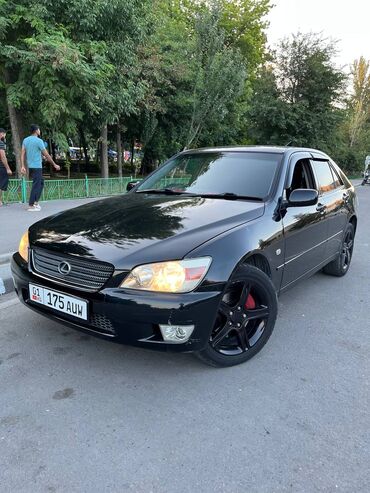 срочно срочно продам машину: Lexus IS: 2001 г., 2 л, Автоматтык, Бензин, Седан