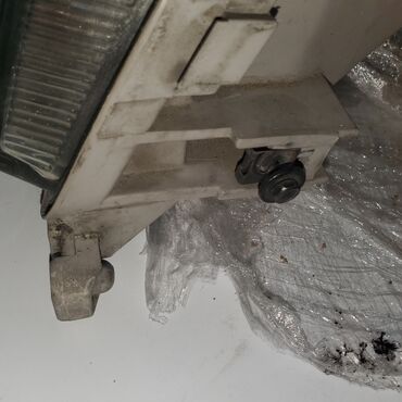 Передние фары: Передняя правая фара Mercedes-Benz 1994 г., Б/у, Оригинал — 5