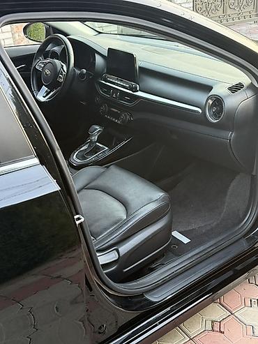 Продажа авто: Kia K3: 2019 г., 1.6 л, Вариатор, Бензин, Седан — 7
