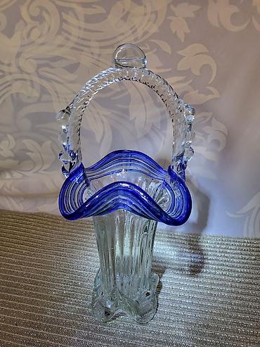 Figure: Murano nova korpa,rucni rad iz 70ih godina. Murano korpa duvano na lalafo.rs — 1 Figure: Murano nova korpa,rucni rad iz 70ih godina. Murano korpa duvano — 1