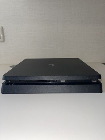 телефоны в цуме бишкек: Продаю PS4 Память : 500 гб В комплекте : 2 джостика шнуры игры