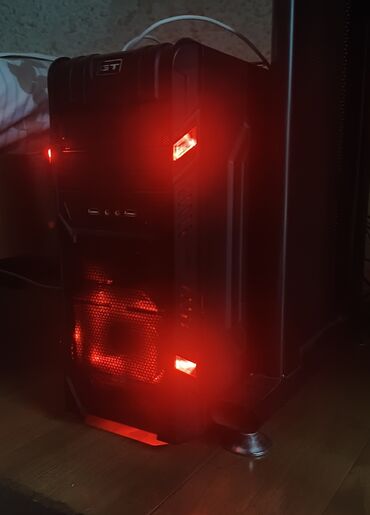 материнские платы ddr2ddr3: Компьютер, ядер - 8, ОЗУ 32 ГБ, Для работы, учебы, Б/у, Intel Xeon, AMD Radeon RX 580, SSD