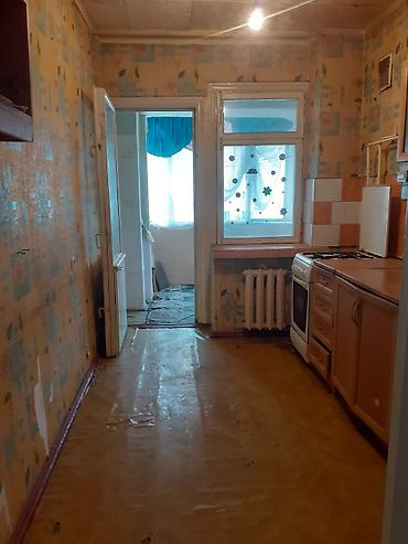 улан мкр: 2 комнаты, 53 м², Индивидуалка, 4 этаж, Старый ремонт — 1